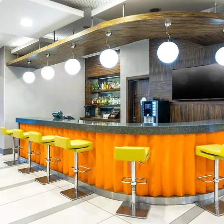 Novotel 4*