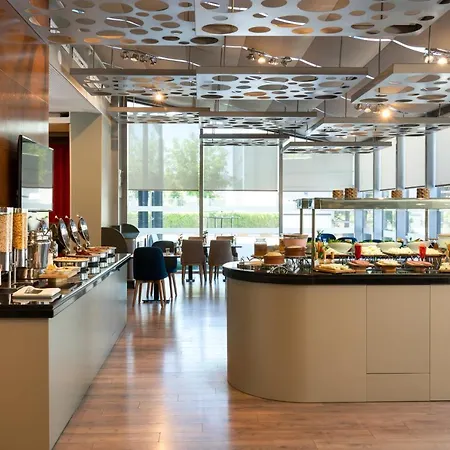 Szálloda Novotel 4*