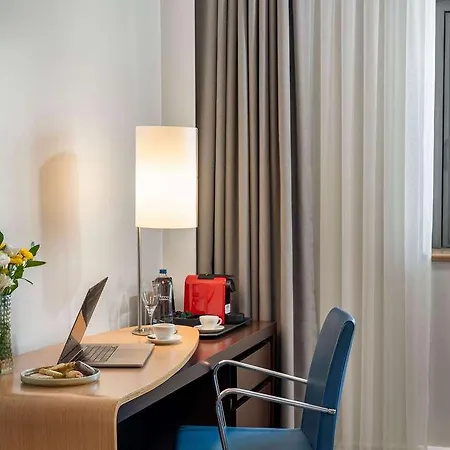 Novotel Hotel 4*