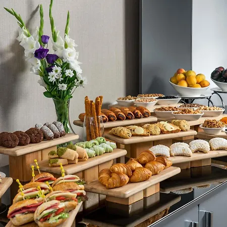 Novotel Hotel 4*