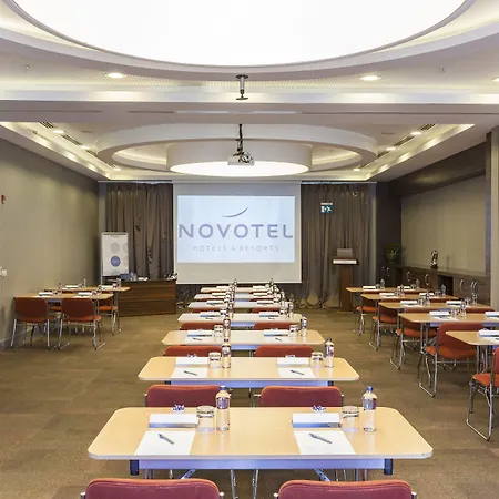 Отель Novotel