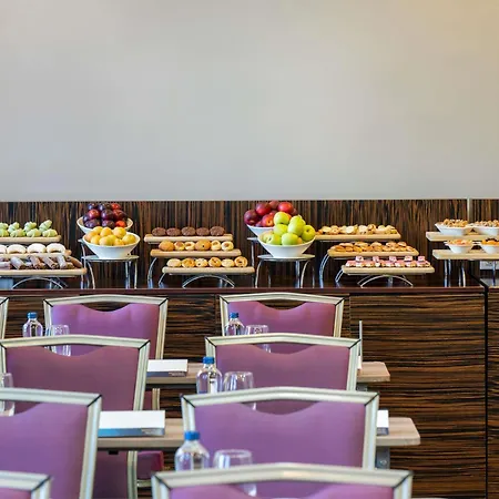 Novotel 4*
